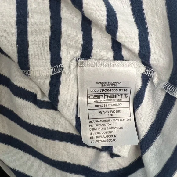 Carhartt Robie Tee in Navy & White - Picture 6 of 6